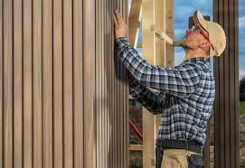 Best Siding Painting and Refinishing  in Montezuma, IA